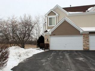 433 Locksley Dr, Streamwood, IL 60107