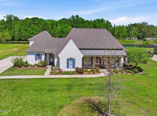 180 Crossview Pl, Brandon, MS 39047