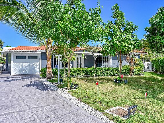 3rd image of 1820 NW 32nd Street