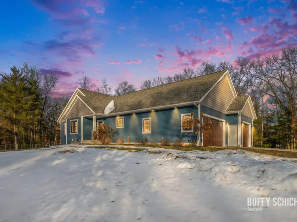 2820 Beattie Rd, Twin Lake, MI 49457