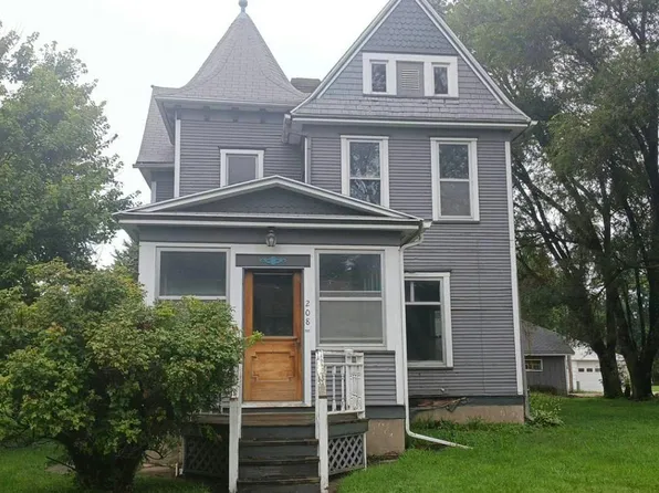 208 W Skillet Ave, Dayton, IA 50530