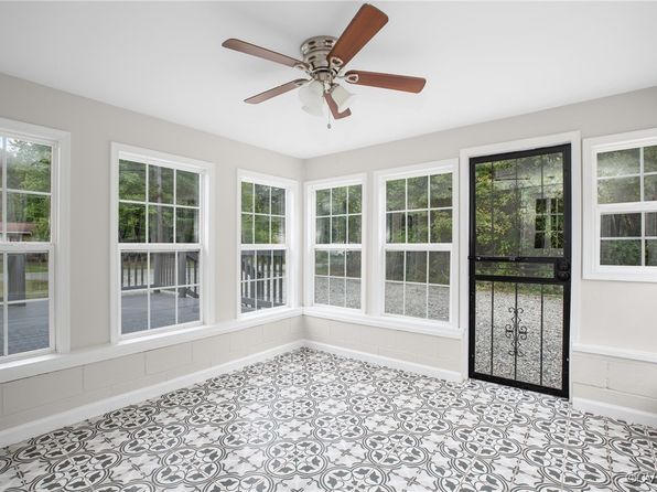 17096 Courtney Rd, Hanover, VA 23069