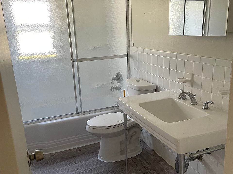 1st image of 112 Burhans Ave #2