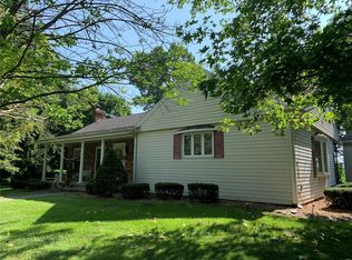 1084 N 150th St, Vandalia, IL 62471