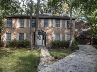 26 E Wandering Oak Dr, Spring, TX 77381