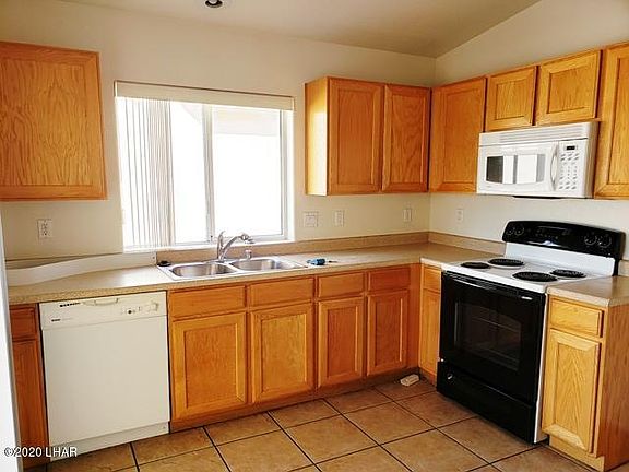 5th image of 2450 Palisades Dr Unit 102