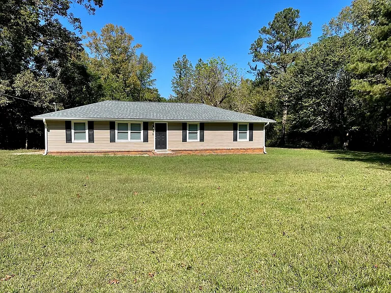 55 Mangham Rd — Photo 1