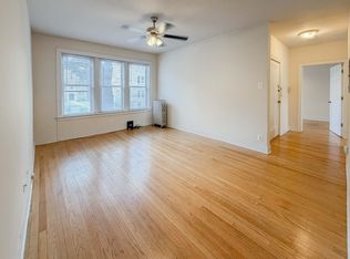 1928 W Winona St #1, Chicago, IL 60640