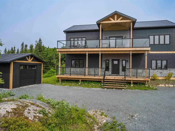 1605 Terence Bay Rd, Terence Bay, NS B3T 1X9