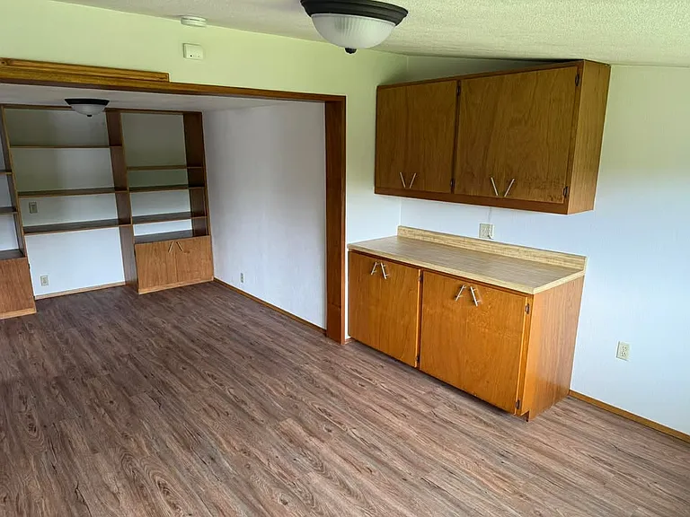 1726 Grant St — Photo 12