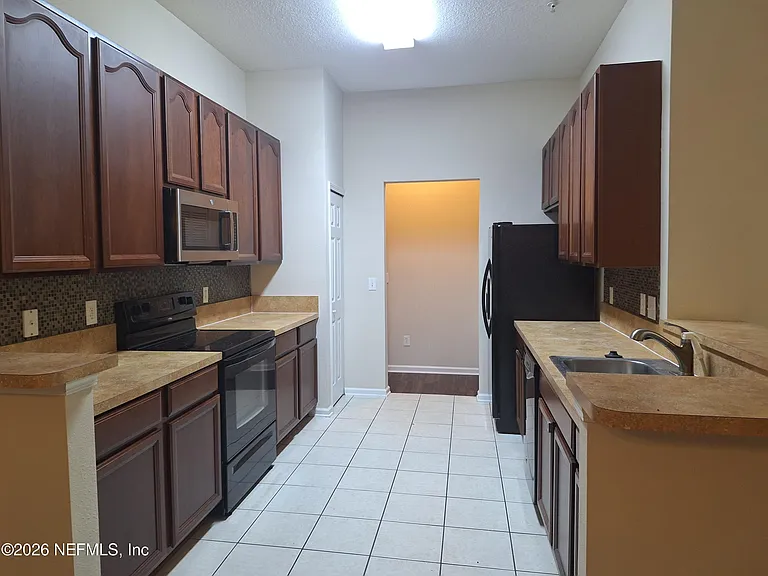 7061 Snowy Canyon Dr #110 — Photo 6
