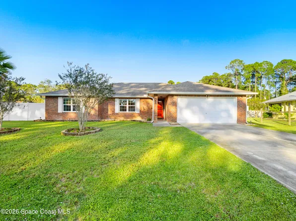 585 Boxthorn Ave NW, Palm Bay, FL 32907
