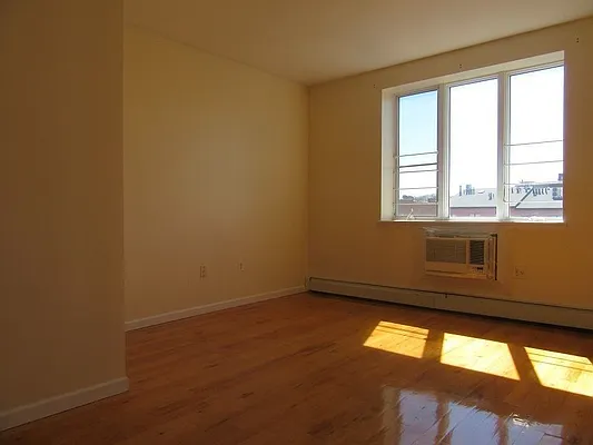 Rented by Empire Deeds LLC  | media 7