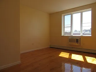 Rented by Empire Deeds LLC 
