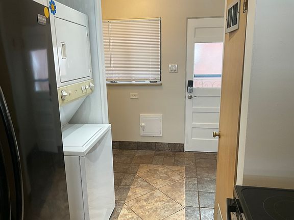 4th image of 730 E Bayaud Ave