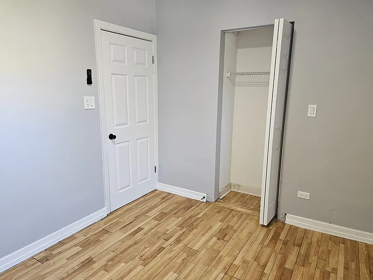 2500 W Pershing Rd #1R — Photo 14