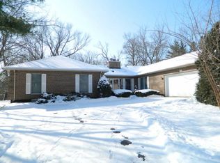 707 W Helen Rd, Palatine, IL 60067