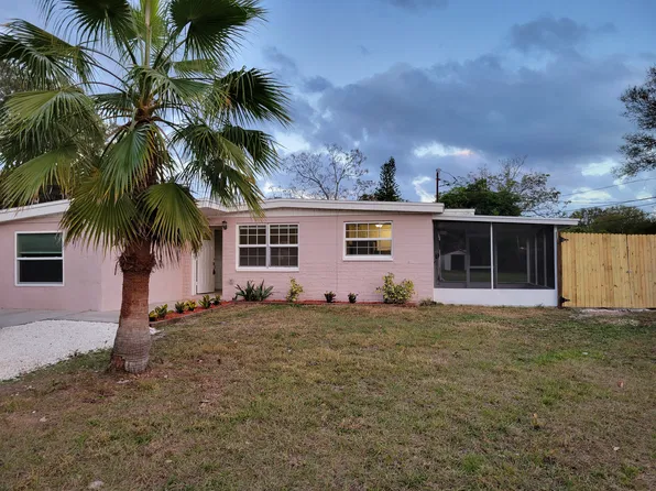 8466 93rd Ave, Seminole, FL 33777