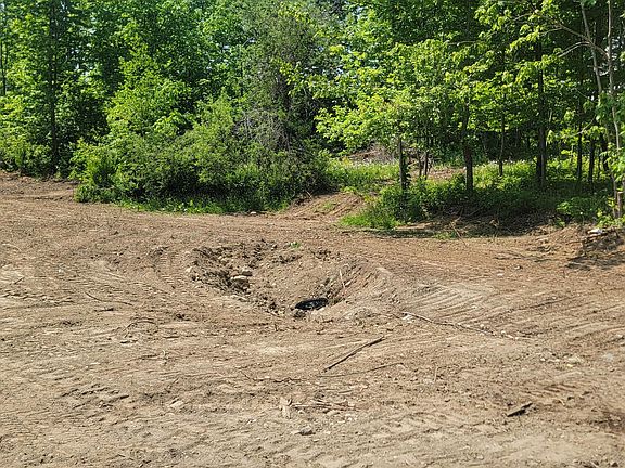 2nd image of 288 Ham Hill Road