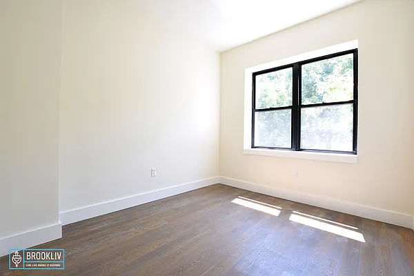 Rented by null | media 4