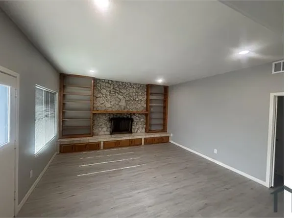 11850 Inglewood Ave, Hawthorne, CA 90250