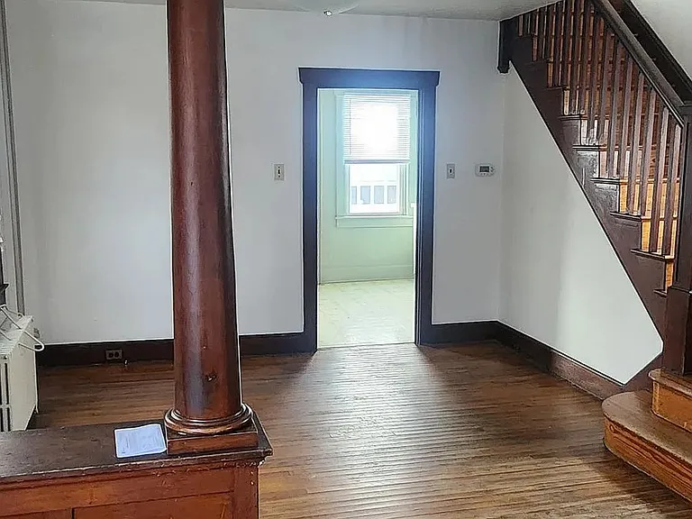 824 Highland Ave — Photo 5