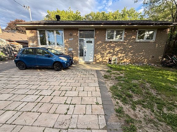 2nd image of 3833 Finch Ave E