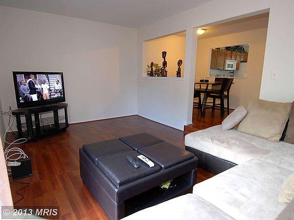 2nd image of 3878 Marquis Pl