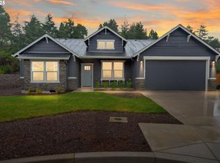 4773 Stonefield Ct, Florence, OR 97439