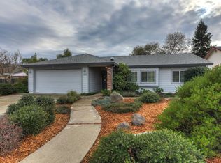8252 Oakenshaw Way, Orangevale, CA 95662