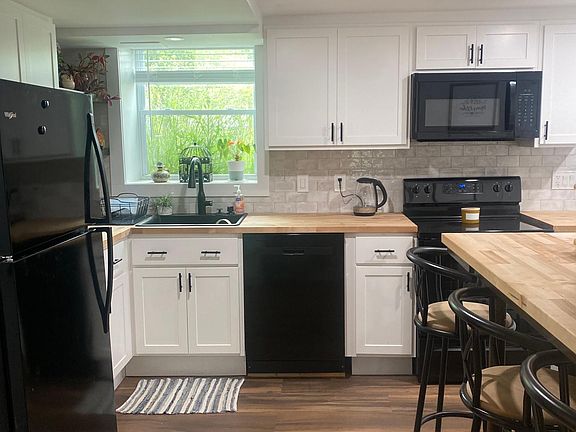 2nd image of 29 Decosta Dr