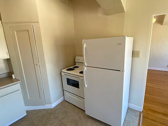 4th image of 1501 Lincoln Way APT 302