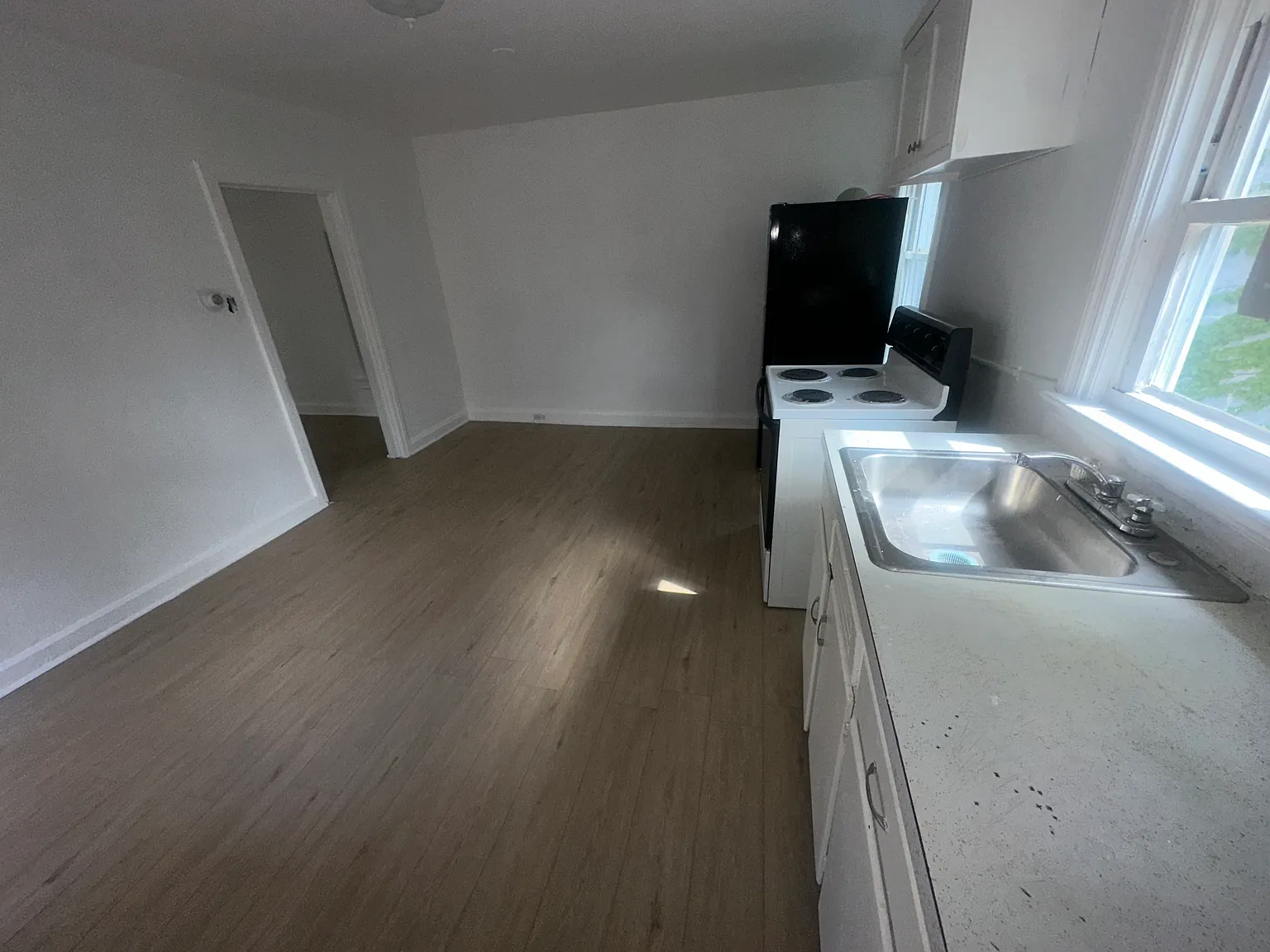 2 bed, 1200 sqft, $1,400 — Photo 2