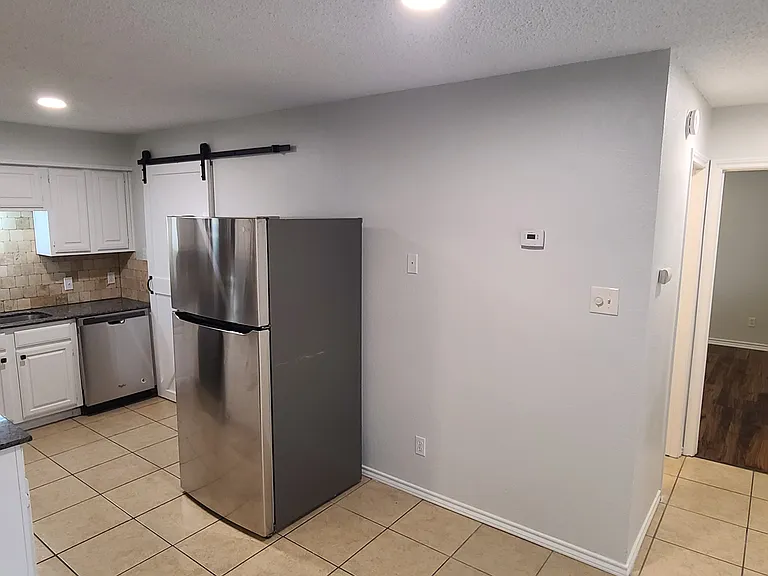 17811 Farley Trl — Photo 3