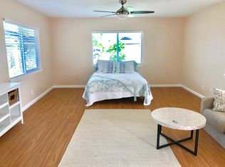 518 Auwai St, Kailua, HI 96734