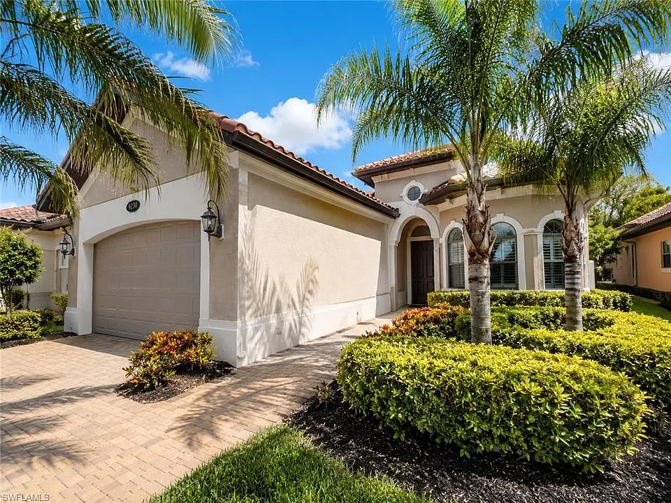 6574 Amarone Ln