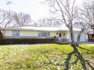 904 Read St, Lockport, IL 60441