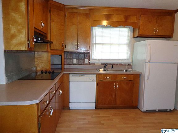 5th image of 4210 Fortson Ln NW