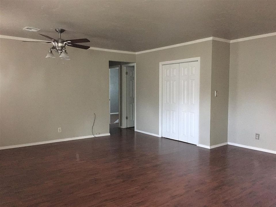 2nd image of 2017 E Birch Ave
