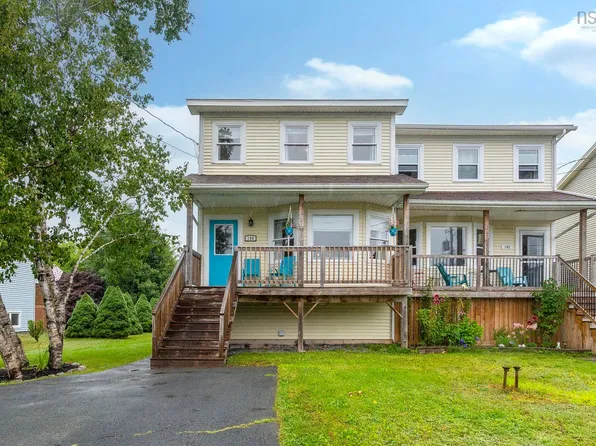 190 Greenwood Ave, Timberlea, NS B3T 1H9