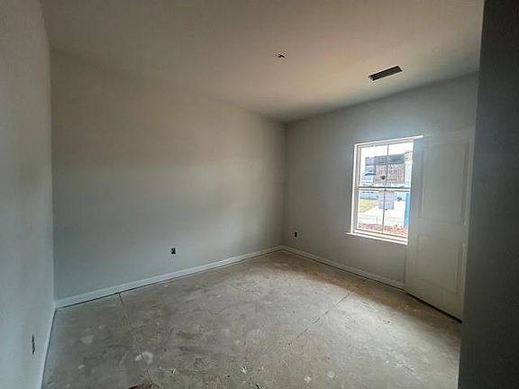 2nd image of 281 Talbert Trl