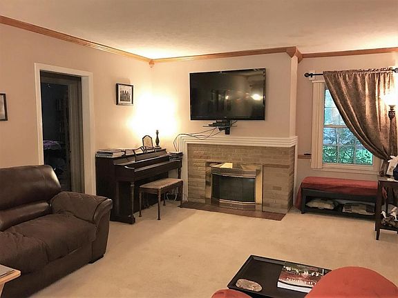 5th image of 109 Switzer Dr
