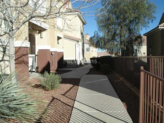 5th image of 5855 Valley Dr Unit 1098