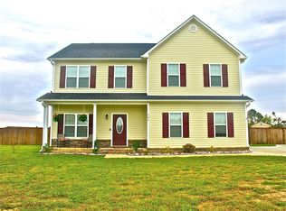 504 Esquire Dr, Richlands, NC 28574