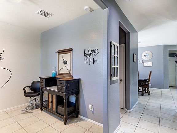41833 W Chatham Pl5
