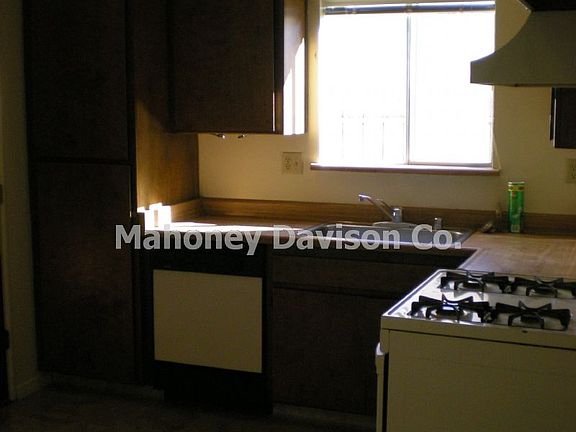 4th image of 17 Jess Ave