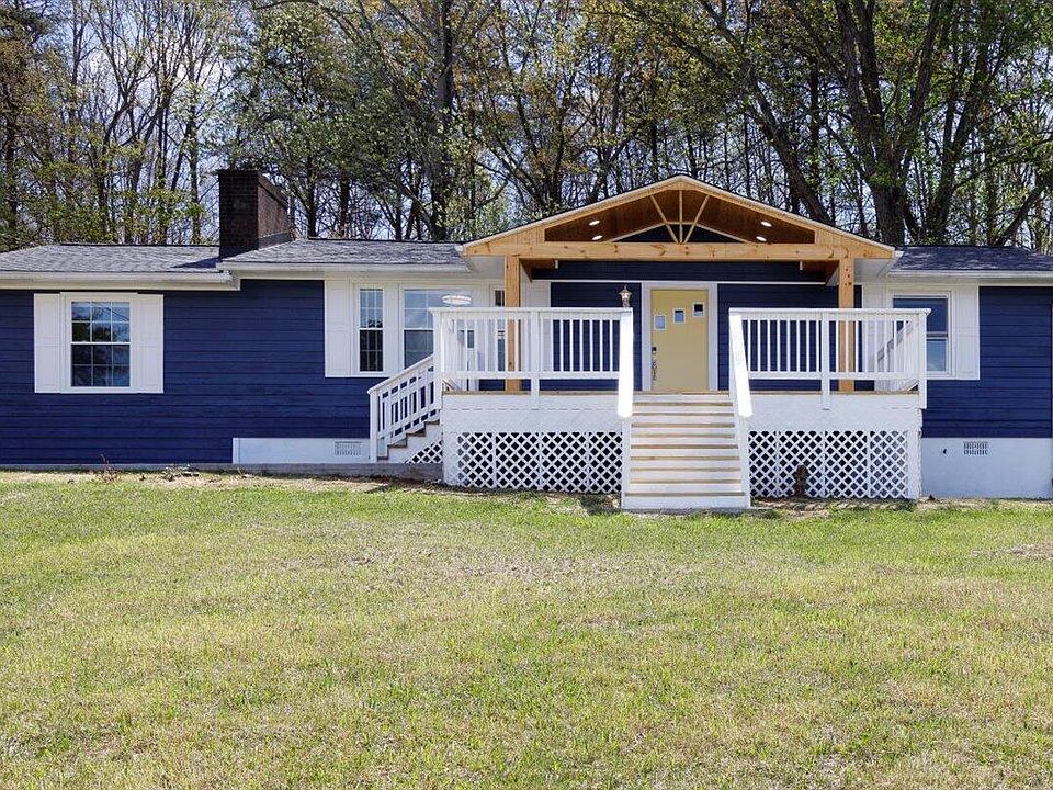 1st image of 137 Tracy Dr