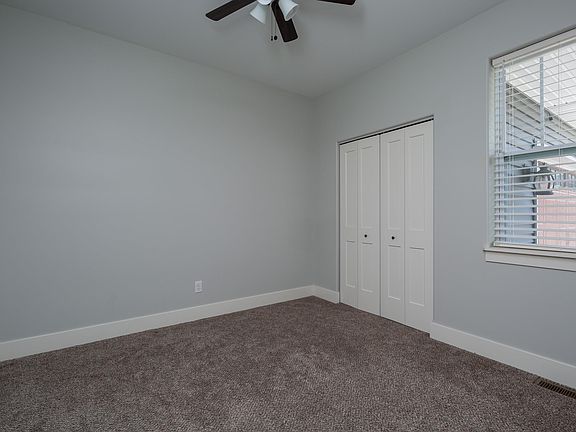 5th image of 3099 Mary Leigh Dr