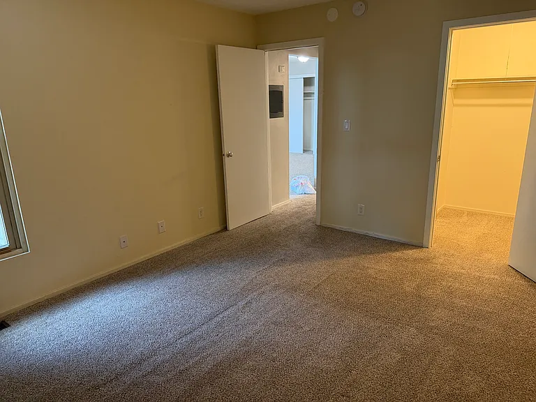 6423 Colony Way — Photo 10
