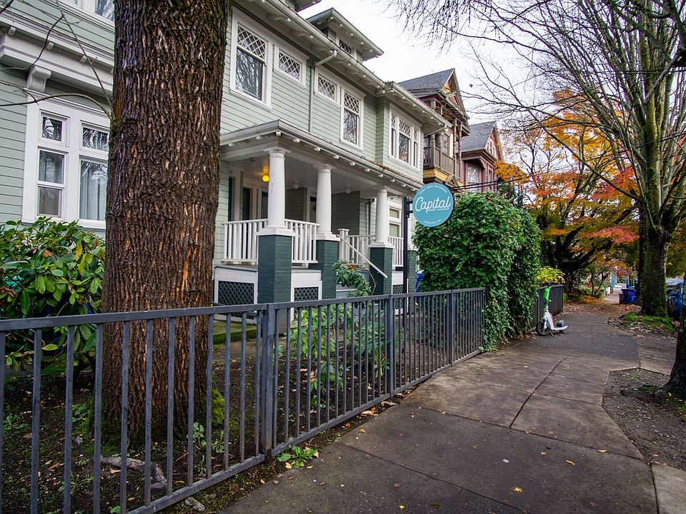 1st image of 2153-2159 NW Hoyt St #2155